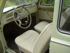 '61 VW Bug: Dashboard